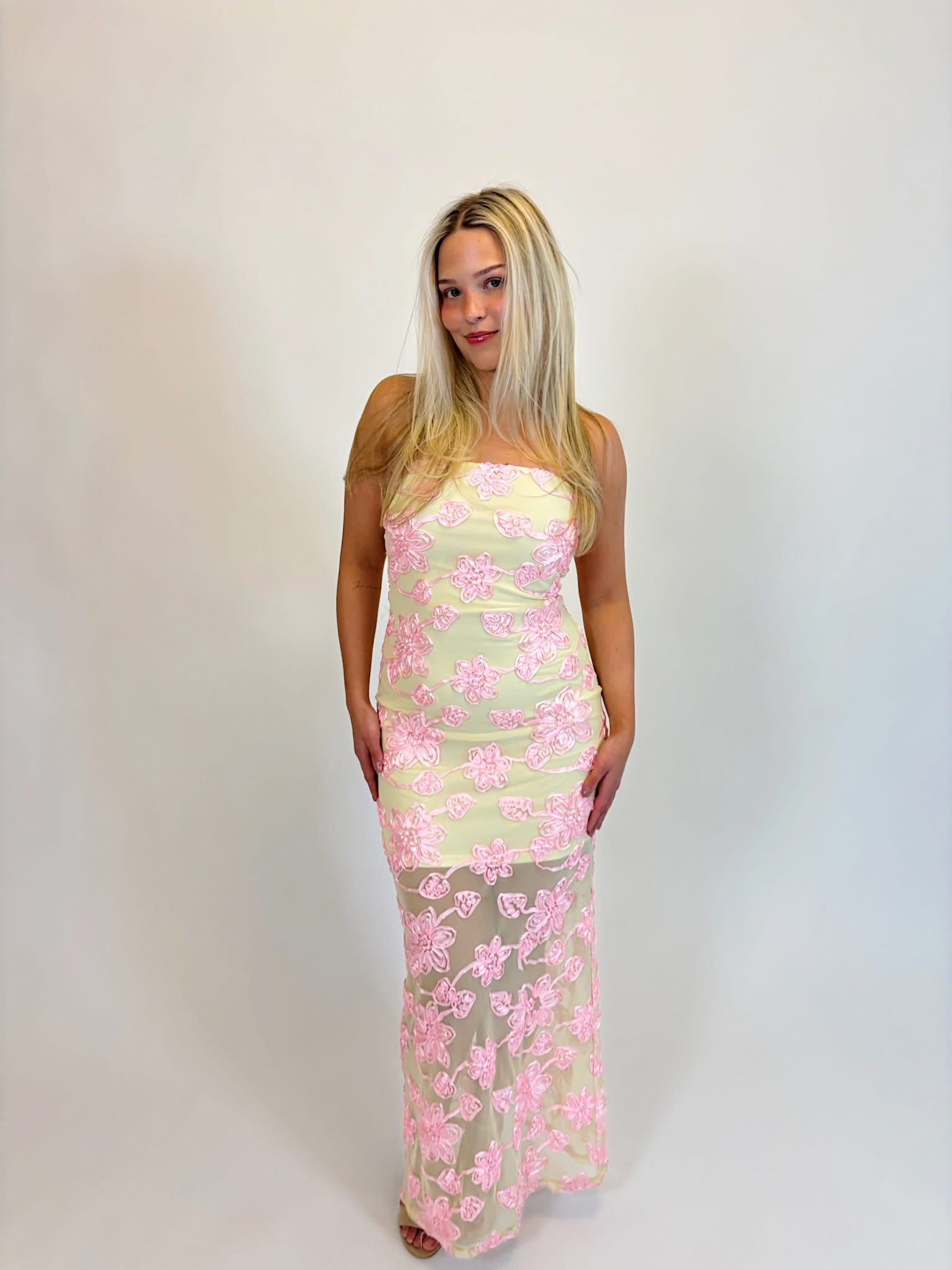 VISAIL Long Dress - Pastel Yellow