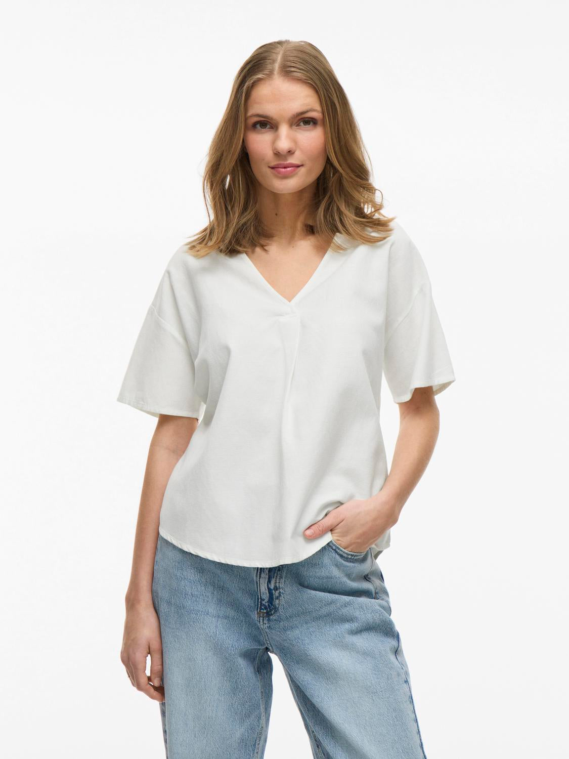 model_shot-front