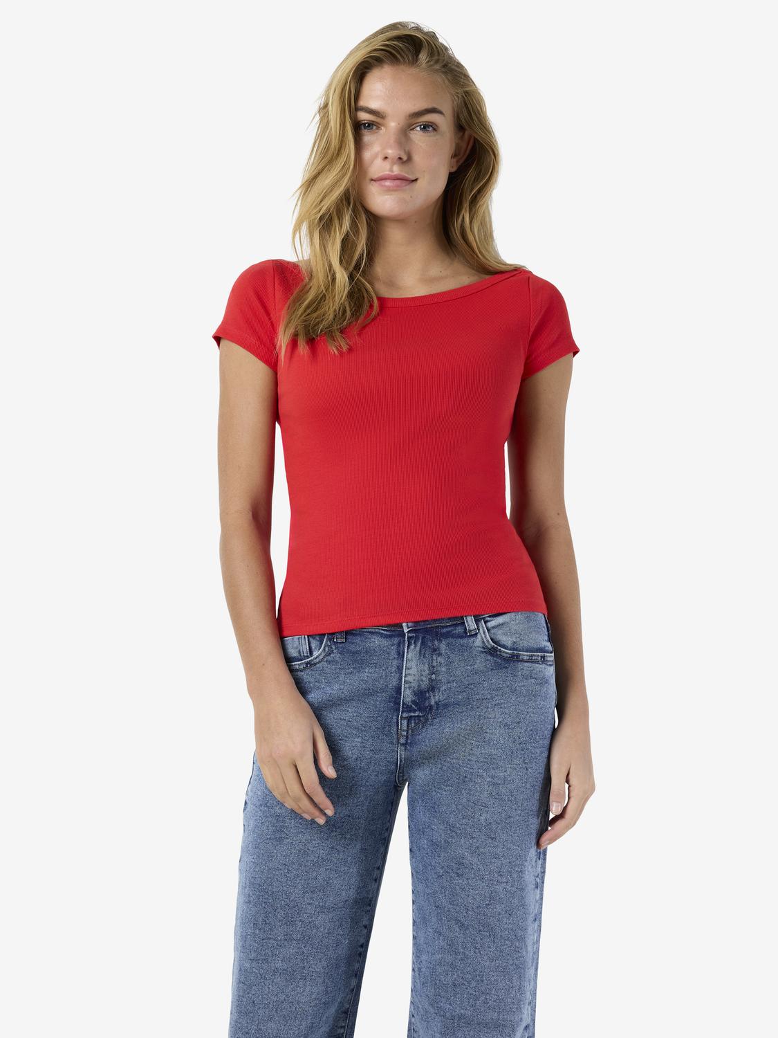 model_shot-front